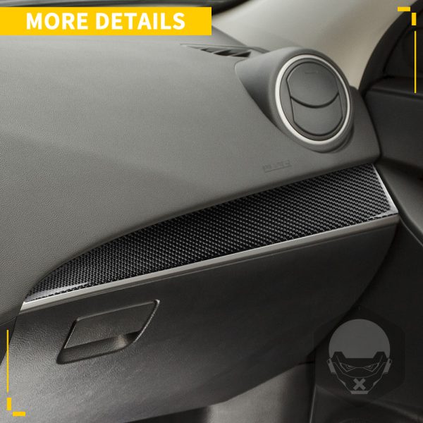 פלסטיקה תחליפית מושלמת בעיצוב קרבון לדשבורד מאזדה 3. Mazda 3 Axela 2010-2013
