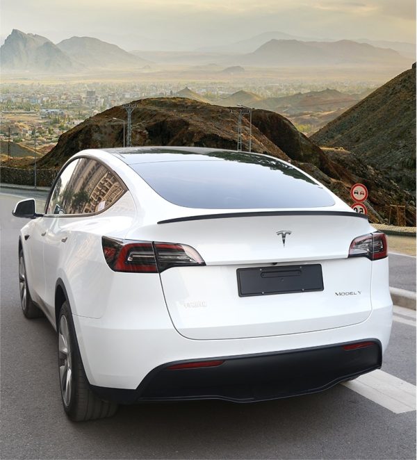 ספויילר אחורי לטסלה. מגוון גימורים לבחירה. Tesla Model 3 Y 2017-2023