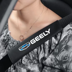 כסויים ממותגים לחגורות הבטיחות למגוון רכבי גילי. Geely
